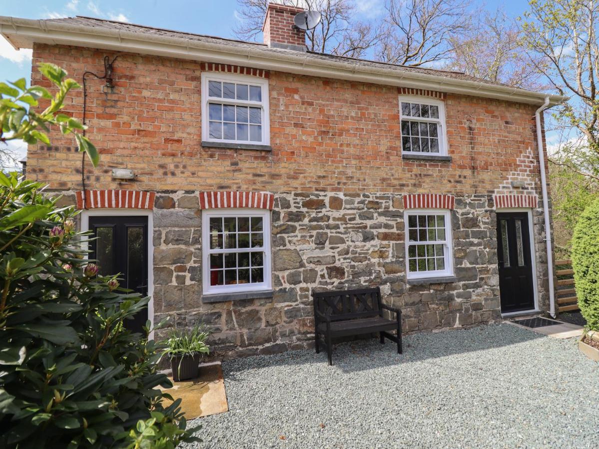 Tan Y Capel Villa Llanbrynmair Exterior photo